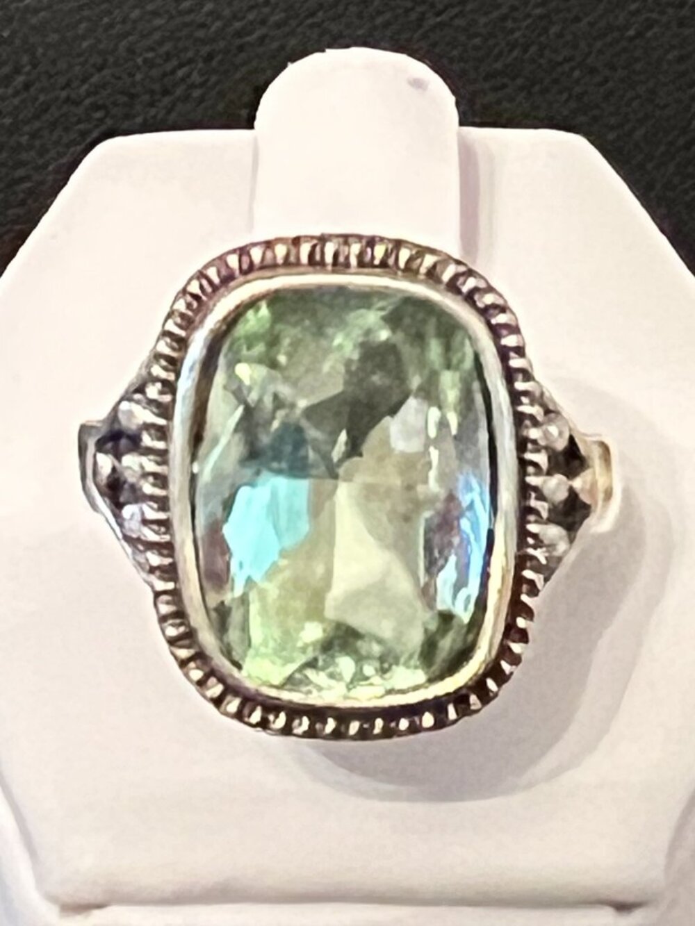Vintage Look Silver Tone Simulated Green Amethyst Ring Size 7 (398)